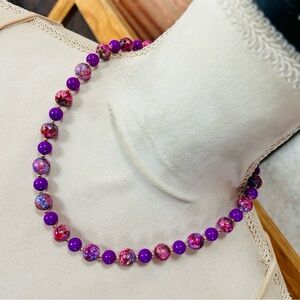 Handcrafted fuchsia art glass bead necklace